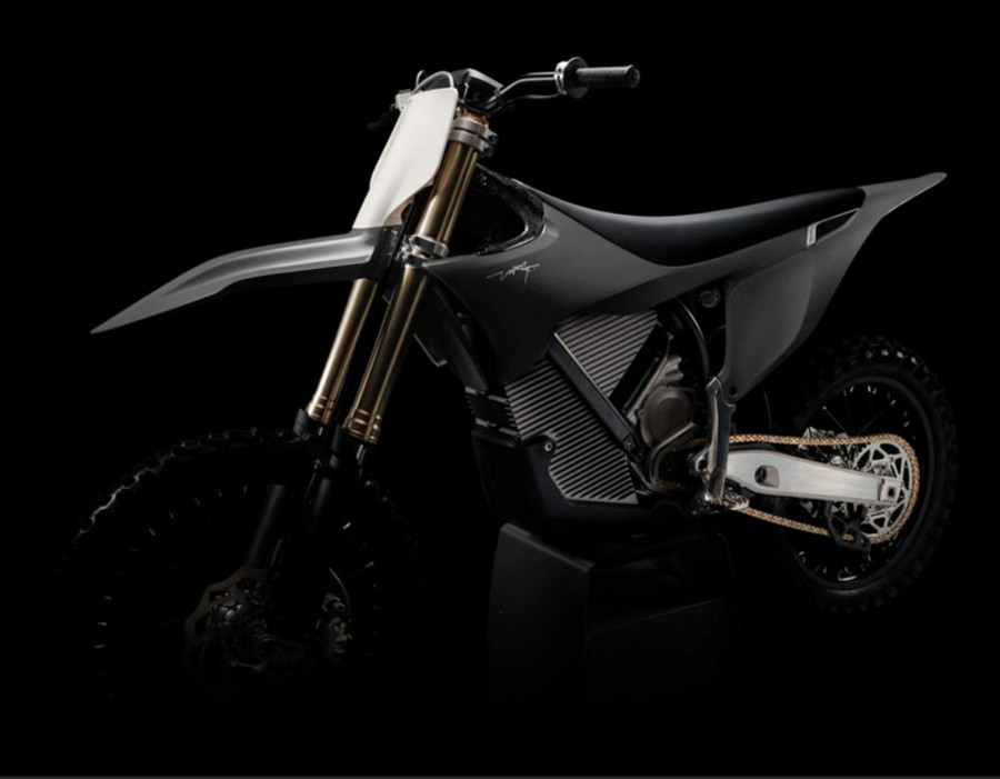 2024 Stark VARG Alpha Enduro 18"_80HP