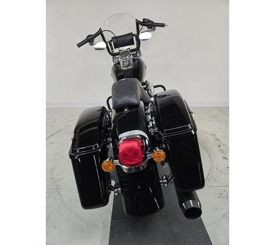 2013 Harley-Davidson® FLD - Dyna® Switchback™