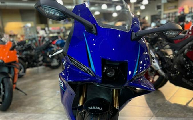 2026 Yamaha YZF R9 CA