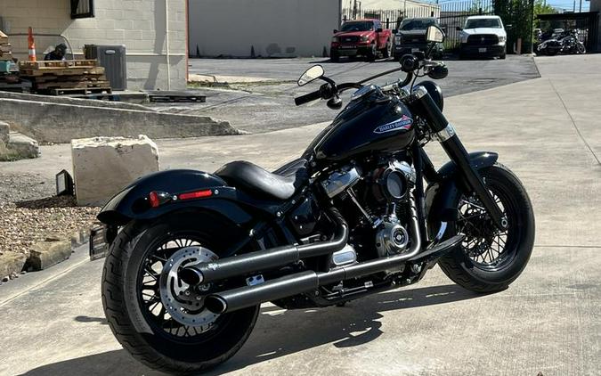 2021 Harley-Davidson® FLSL - Softail Slim®