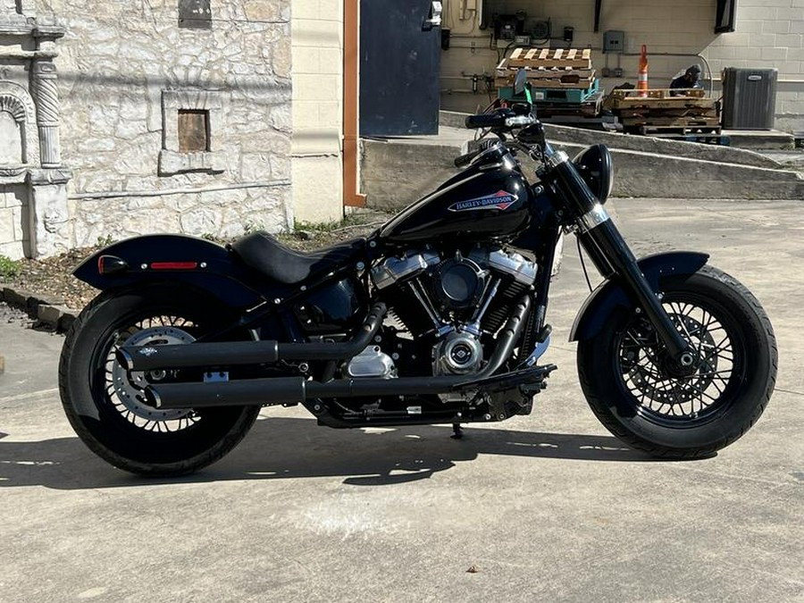 2021 Harley-Davidson® FLSL - Softail Slim®