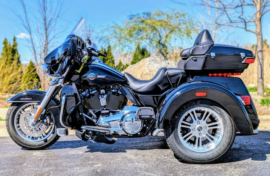 2024 Harley-Davidson® FLHTCUTG - Tri Glide® Ultra