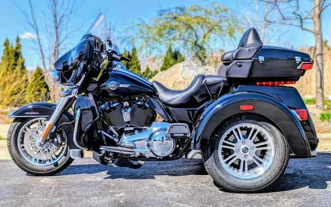 2024 Harley-Davidson® FLHTCUTG - Tri Glide® Ultra