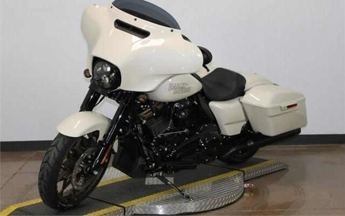 Harley-Davidson Street Glide ST 2023 FLHXST 028179 WHITE SAND PRL