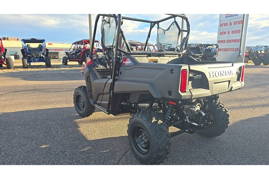 2026 Honda PIONEER 700