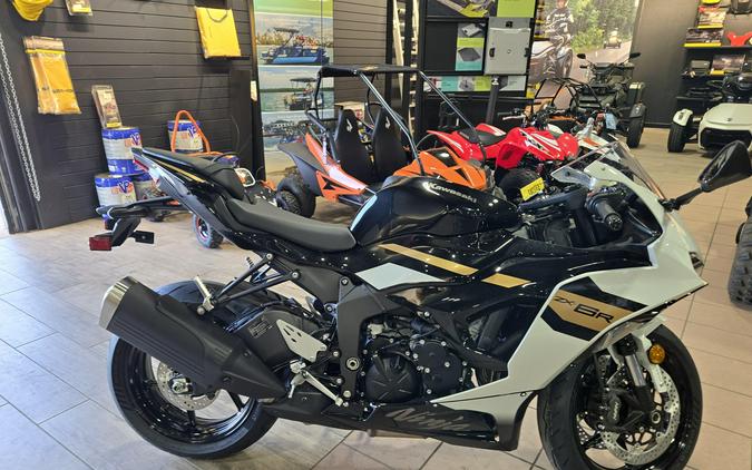 2026 KAWASAKI NINJA ZX6R ABS