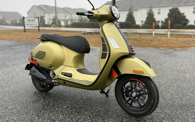 2025 Vespa GTS 310 SuperSport