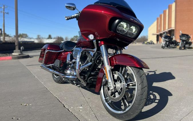 2016 Harley-Davidson® Road Glide® Special FLTRXS Velocity Red Sunglo