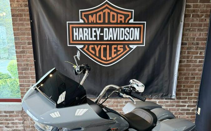 2026 Harley-Davidson Road Glide Dark Billiard Gray Chrome Trim