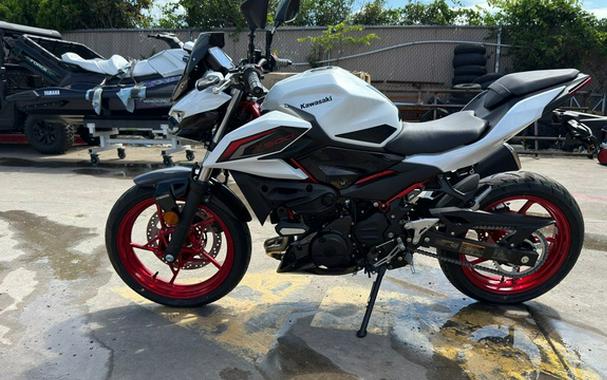 2026 Kawasaki Z500 SE ABS
