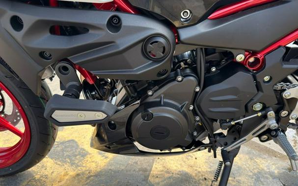 2026 Kawasaki Z500 SE ABS