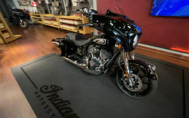 2024 Indian Motorcycle® Chieftain® Black Metallic