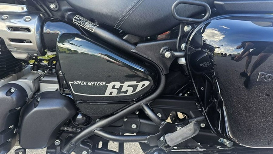 2024 Royal Enfield Super Meteor 650 Astral Green 650