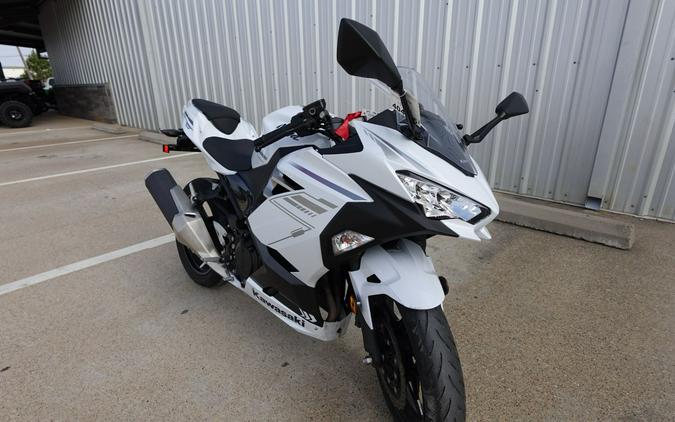 2023 Kawasaki Ninja 400