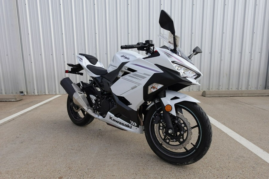 2023 Kawasaki Ninja 400