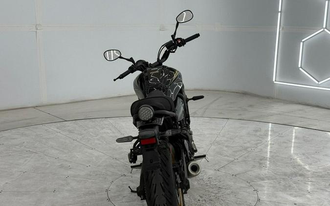 2022 Yamaha XSR700
