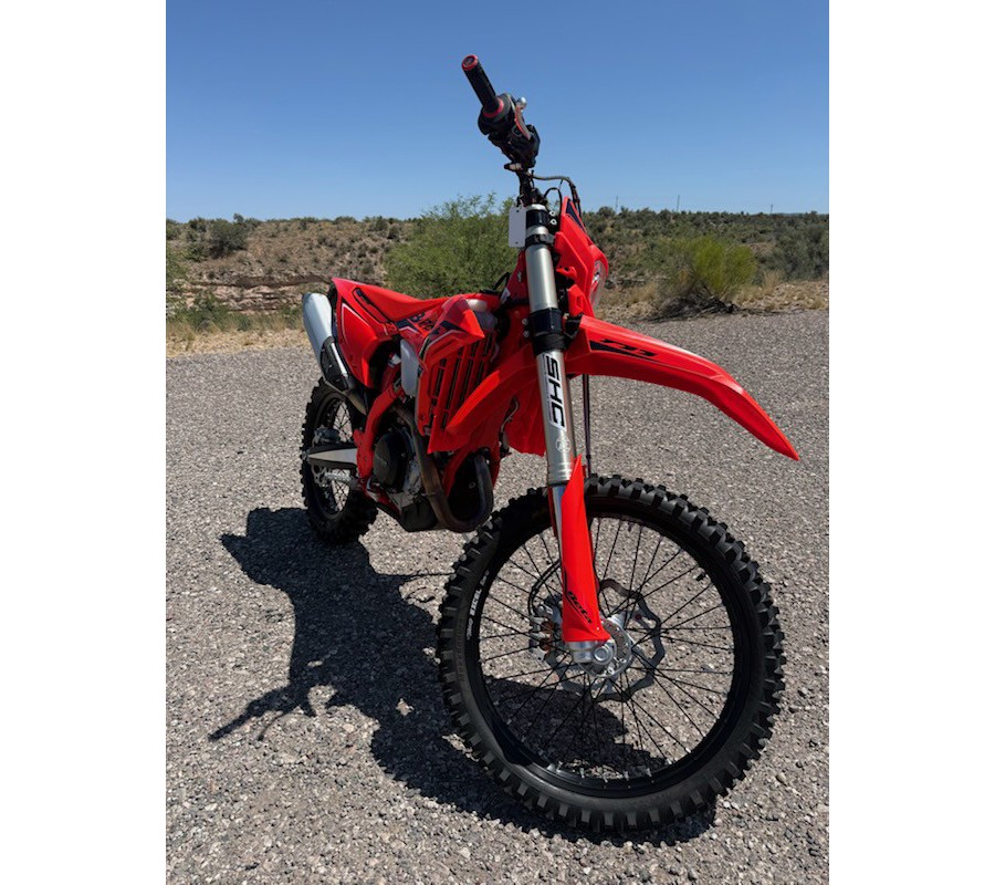 2026 350 RR X-Pro 4-Stroke - Beta Motorcycles