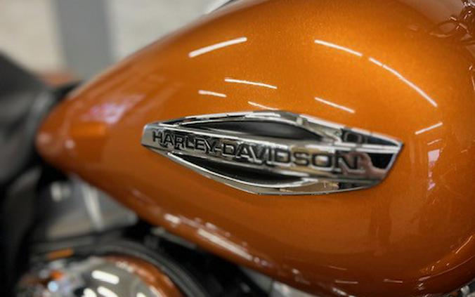 2014 Harley-Davidson® Dyna Switchback