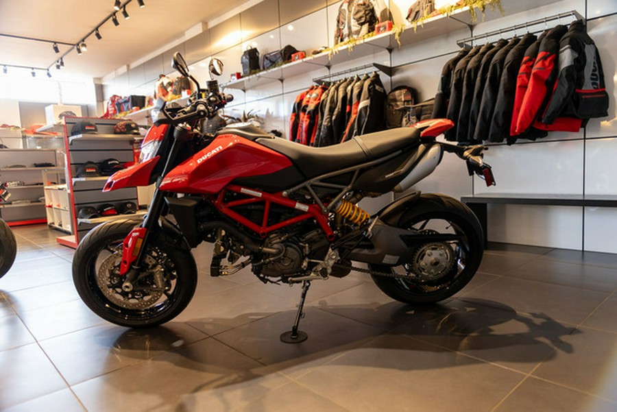 2025 Ducati HYPERMOTARD 950