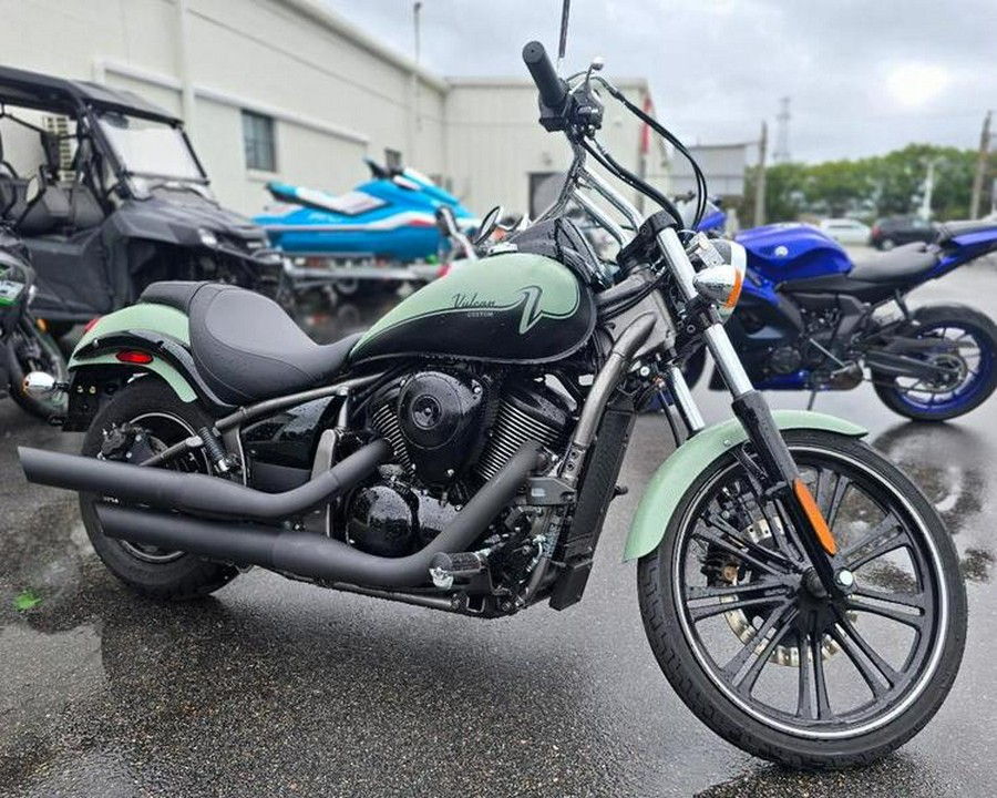 2023 Kawasaki Vulcan® 900 Custom