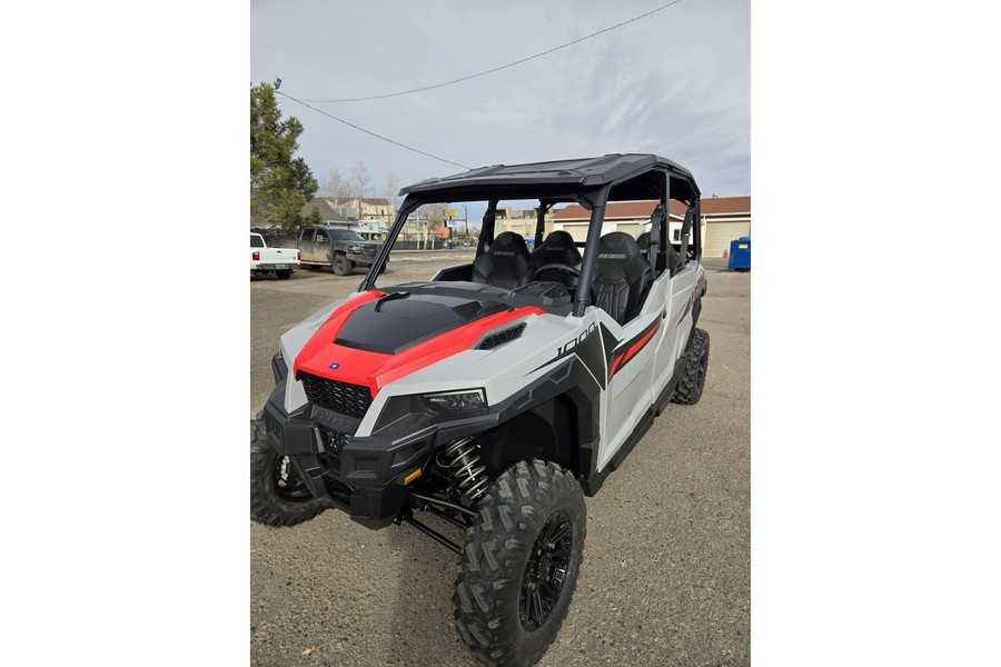 2025 Polaris GENERAL 4 1000 SPORT