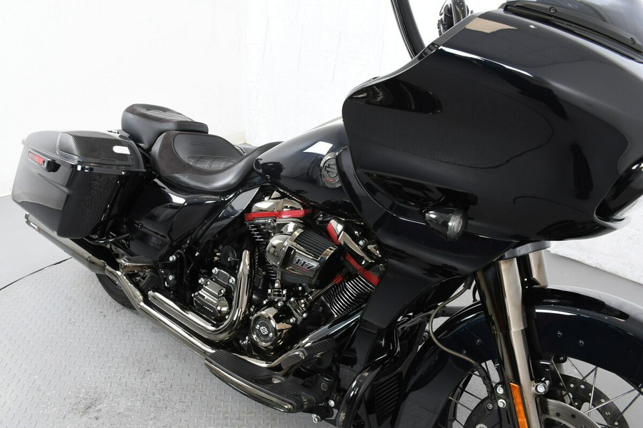 2022 Harley-Davidson® FLTRXSE CVO™ Road Glide®