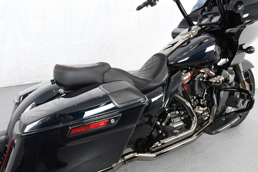 2022 Harley-Davidson® FLTRXSE CVO™ Road Glide®