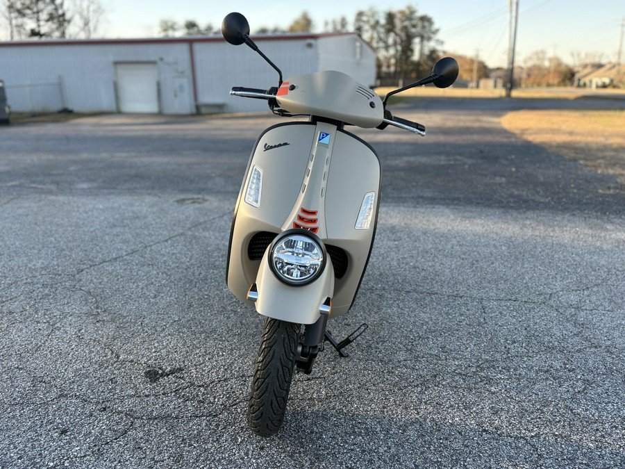 2025 Vespa GTV 310