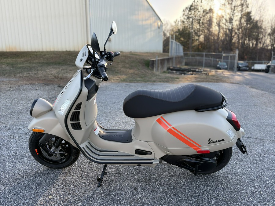 2025 Vespa GTV 310