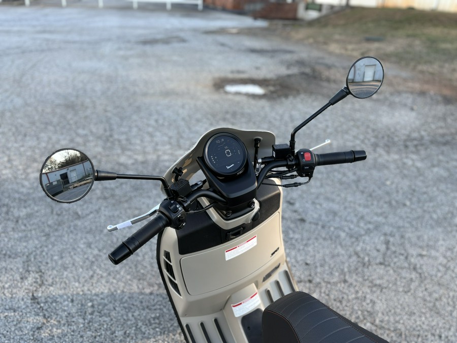 2025 Vespa GTV 310