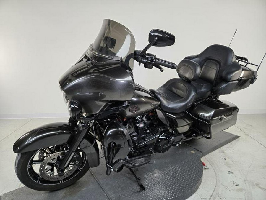 2018 Harley-Davidson® FLHTKSE - CVO™ Limited