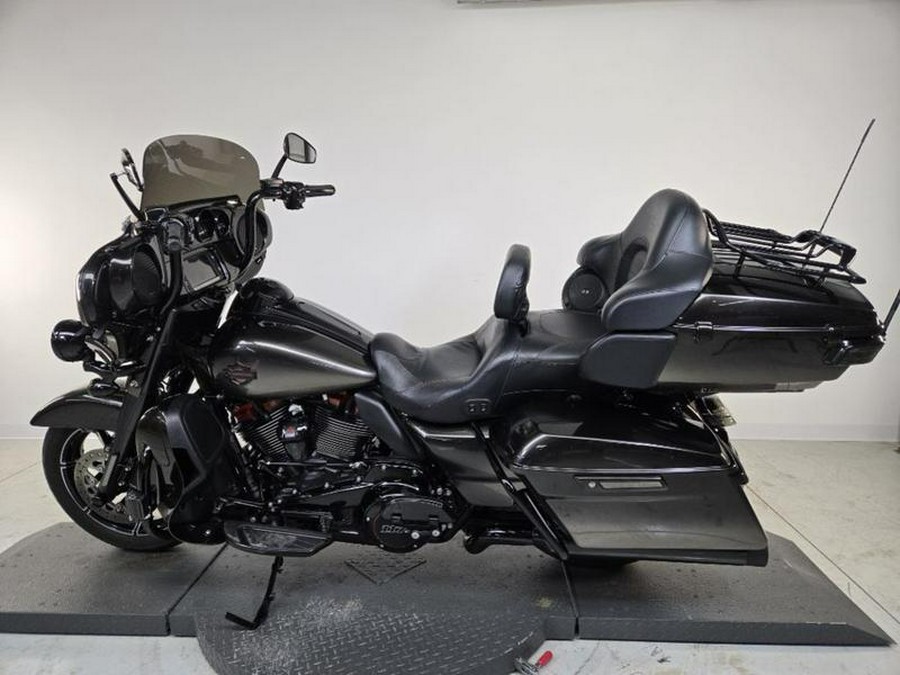 2018 Harley-Davidson® FLHTKSE - CVO™ Limited