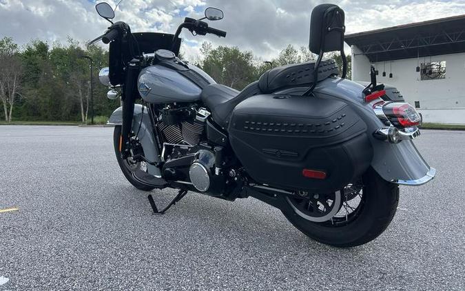 2026 Harley-Davidson® FLHC - Heritage Classic