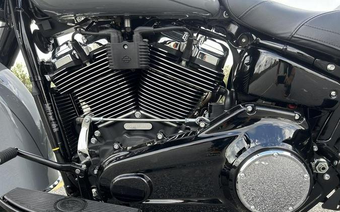 2026 Harley-Davidson® FLHC - Heritage Classic
