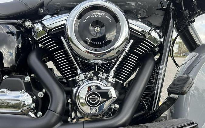 2026 Harley-Davidson® FLHC - Heritage Classic