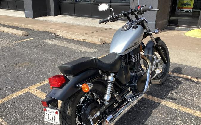 2018 Suzuki Boulevard S40
