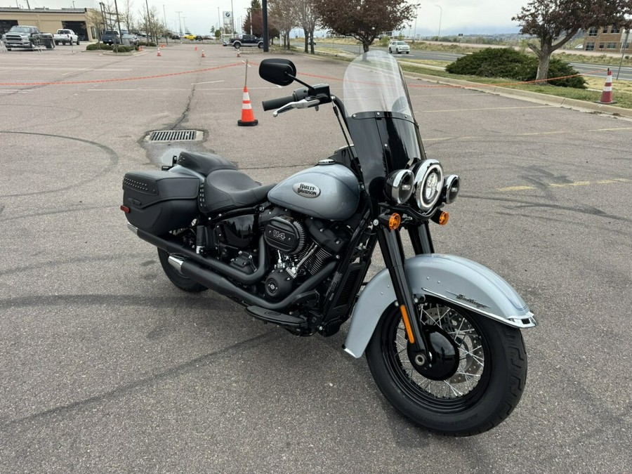2024 Harley-Davidson® Heritage Classic