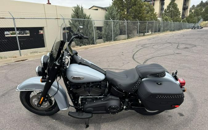 2024 Harley-Davidson® Heritage Classic