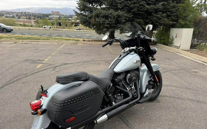 2024 Harley-Davidson® Heritage Classic