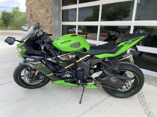 2020 Kawasaki Ninja ZX-6R MC Commute Review Photo Gallery