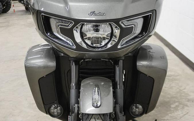 2024 Indian Motorcycle® Pursuit® Limited® with PowerBand Audio Package Titanium/Black Metallic