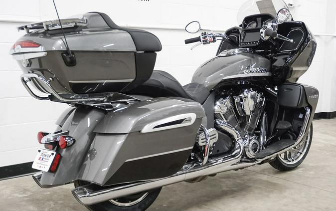 2024 Indian Motorcycle® Pursuit® Limited® with PowerBand Audio Package Titanium/Black Metallic