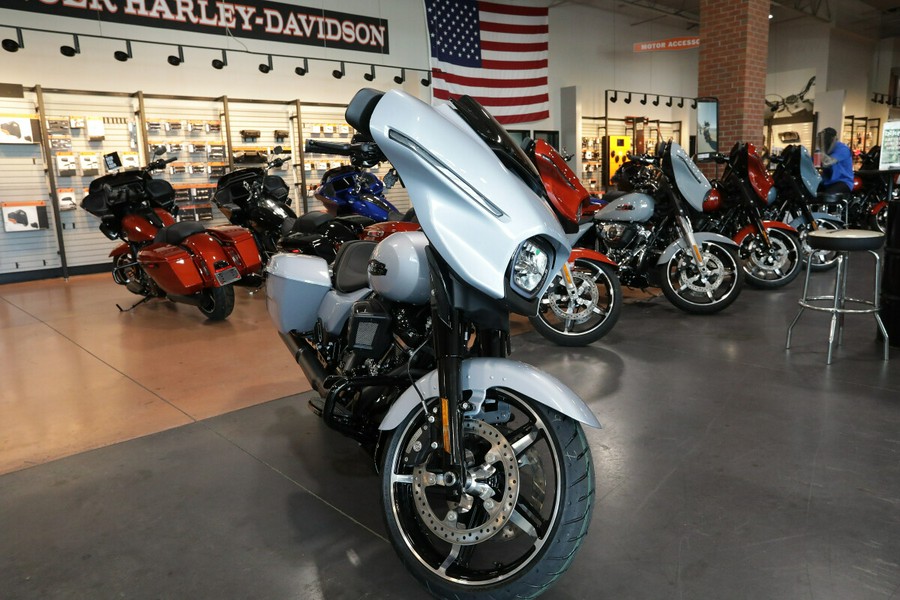 New 2024 Harley-Davidson Street Glide Grand American Touring For Sale Near Medina, Ohio