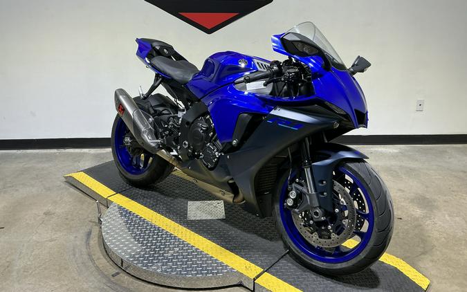 2023 Yamaha YZF-R1