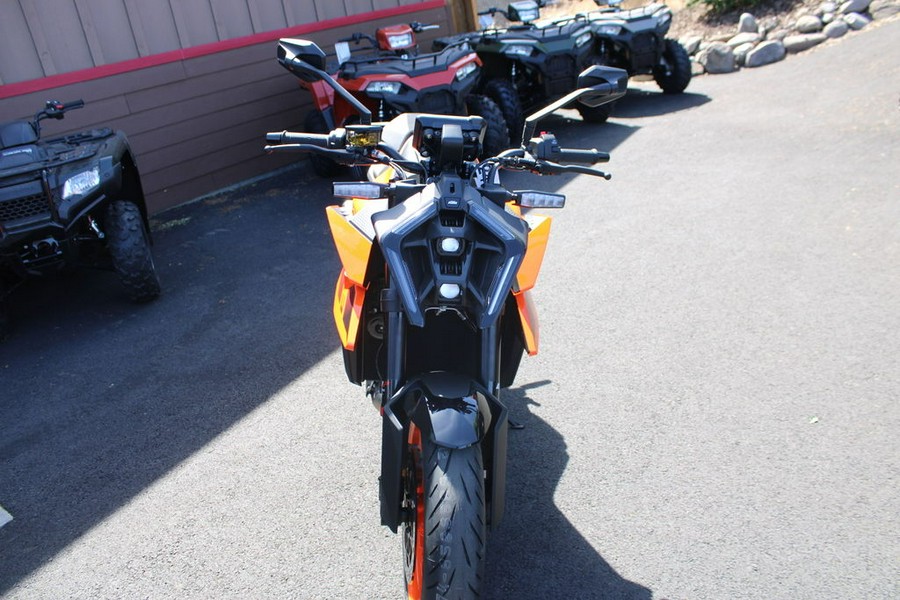 2024 KTM 990 Duke