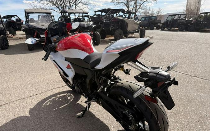 2026 Yamaha YZF R7 70Th Anniversary Edition