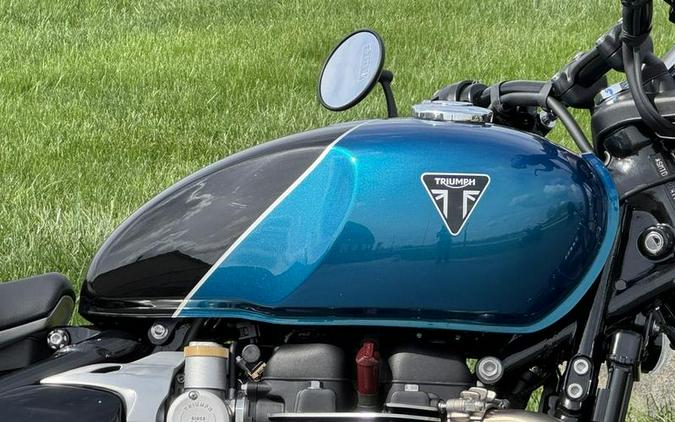 2026 Triumph Bonneville Bobber Interstellar Blue