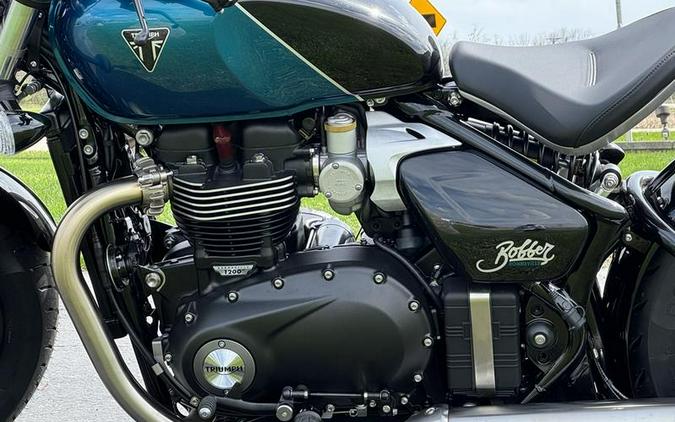 2026 Triumph Bonneville Bobber Interstellar Blue