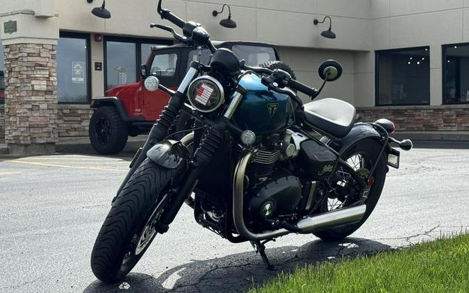 2026 Triumph Bonneville Bobber Interstellar Blue