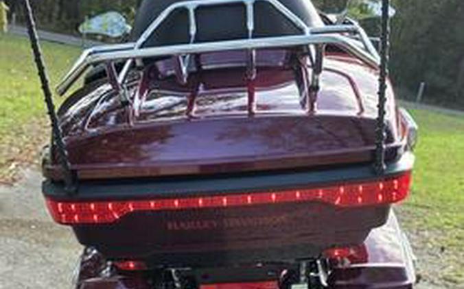 2014 Harley-Davidson® FLHTK - Electra Glide® Ultra Limited